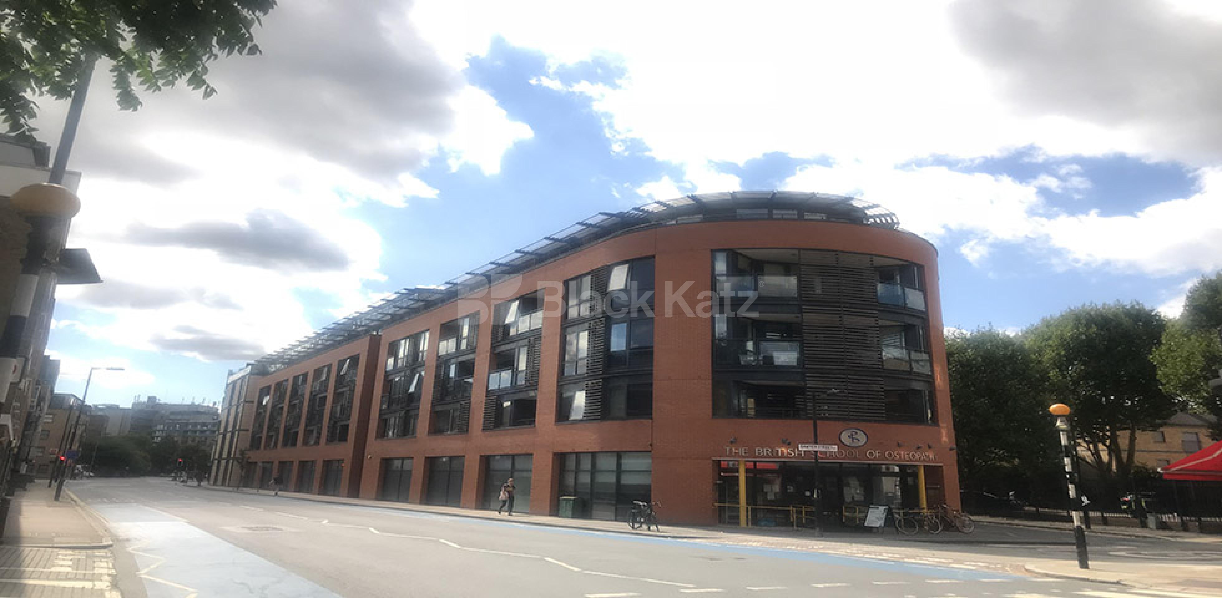 			1 Bedroom, 1 bath, 1 reception Apartment			 Southwark Bridge Road, Borough SE1